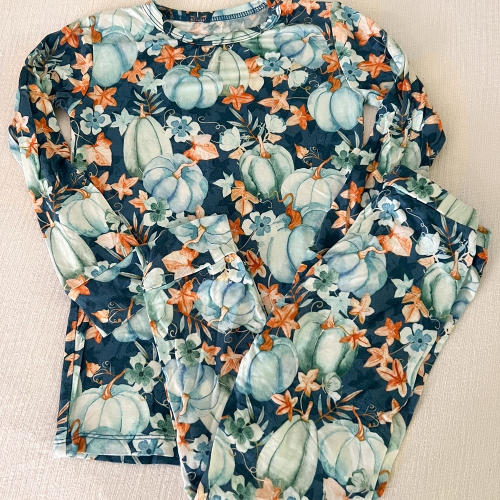 Birdie Bean Fall pumpkin loungewear